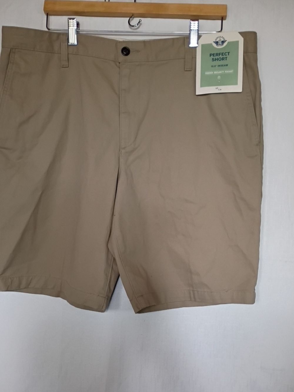 Dockers Men's Perfect Short Khaki Flat Front Size 48 Classic Fit New
